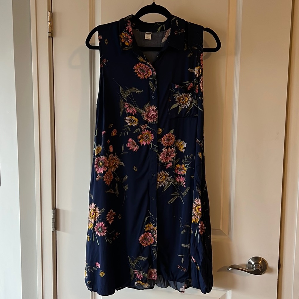 Large Floral Dress with Pockets